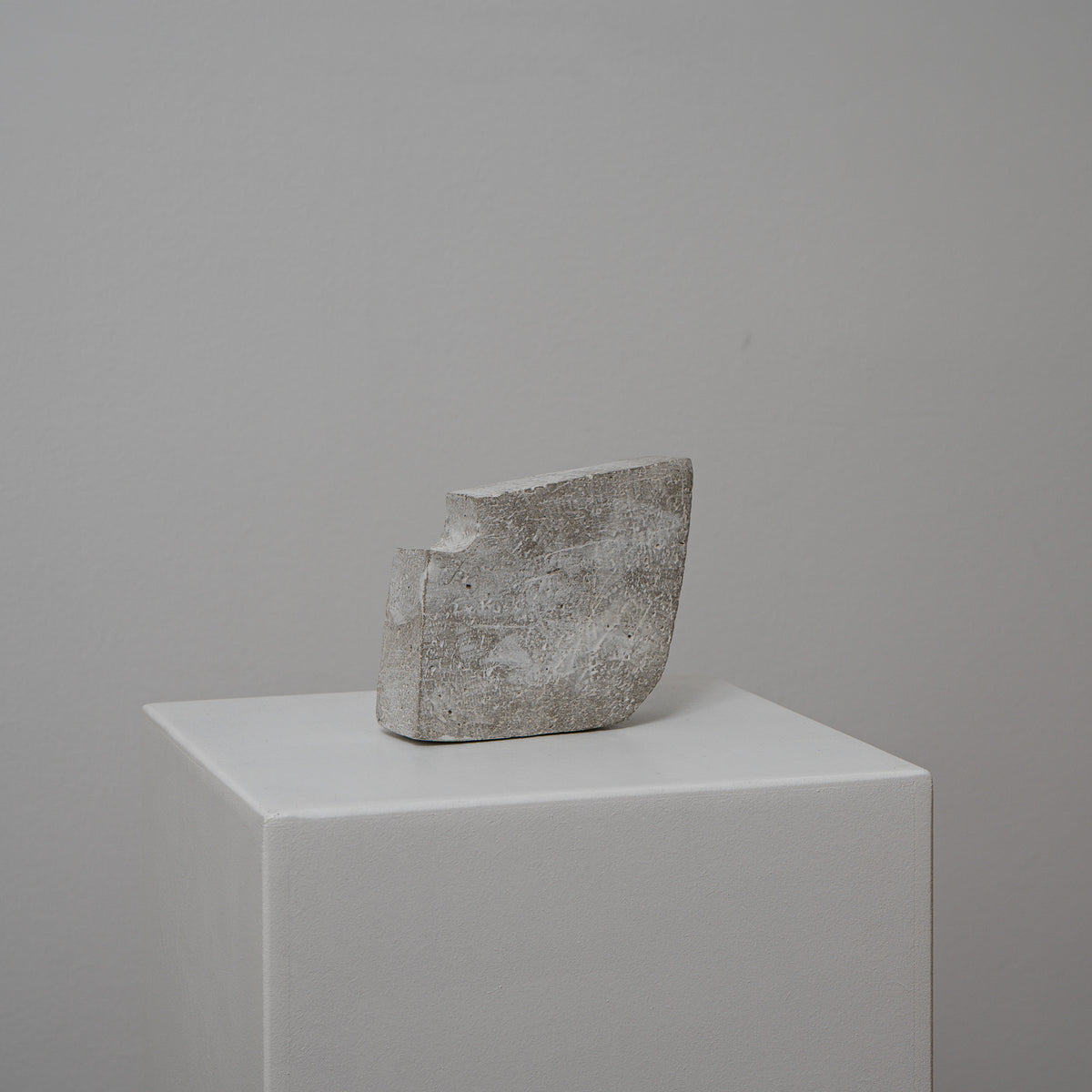 Erratics - Posture VI