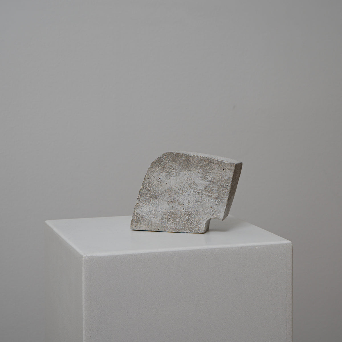 Erratics - Posture VI