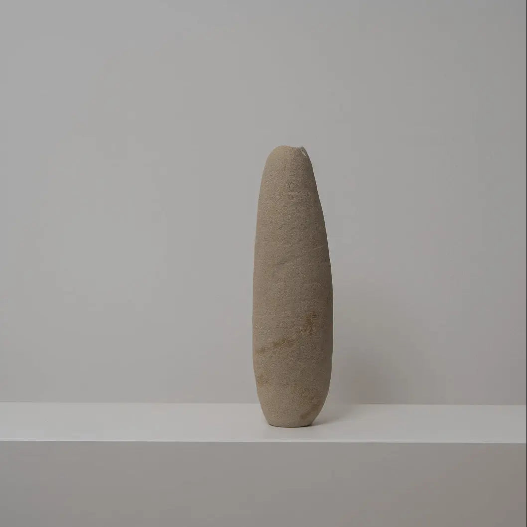 Schmale Keramikvase braun-beige, Serie SCHATTENFÄNGER, Atelier von Ehren Berlin