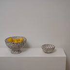 Schwere große runde Schüssel mit Struktur - erhöht Atelier von Ehren