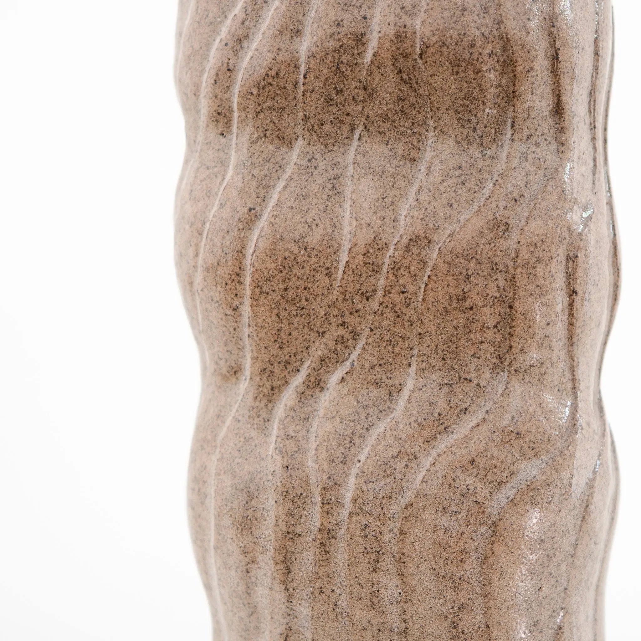Soft Return - ovale Keramikvase rosé mit Wellen, Serie ROUND & ROUND, Atelier von Ehren Berlin